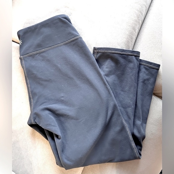 Gray Athleta 7/8 leggings size S - Picture 3 of 9